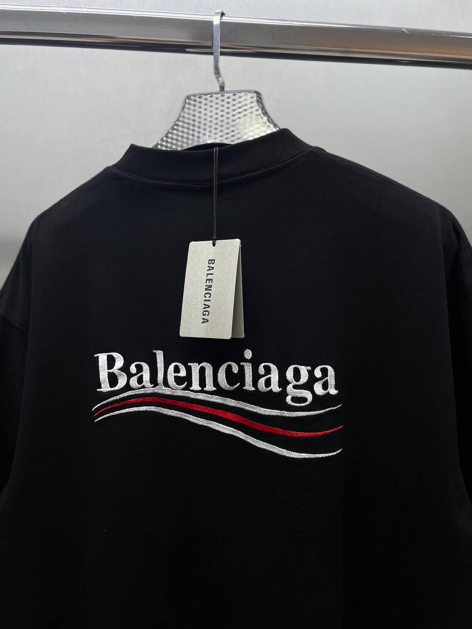 BALENCIAGA