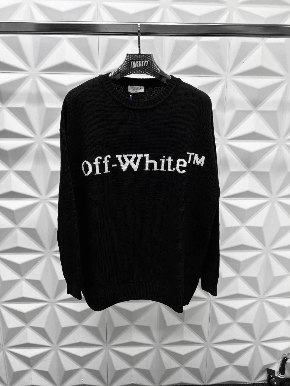 OFF WHITE