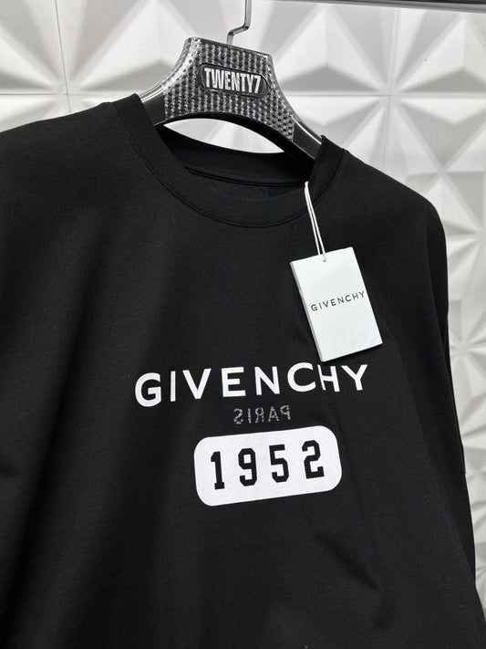 GIVENCHY