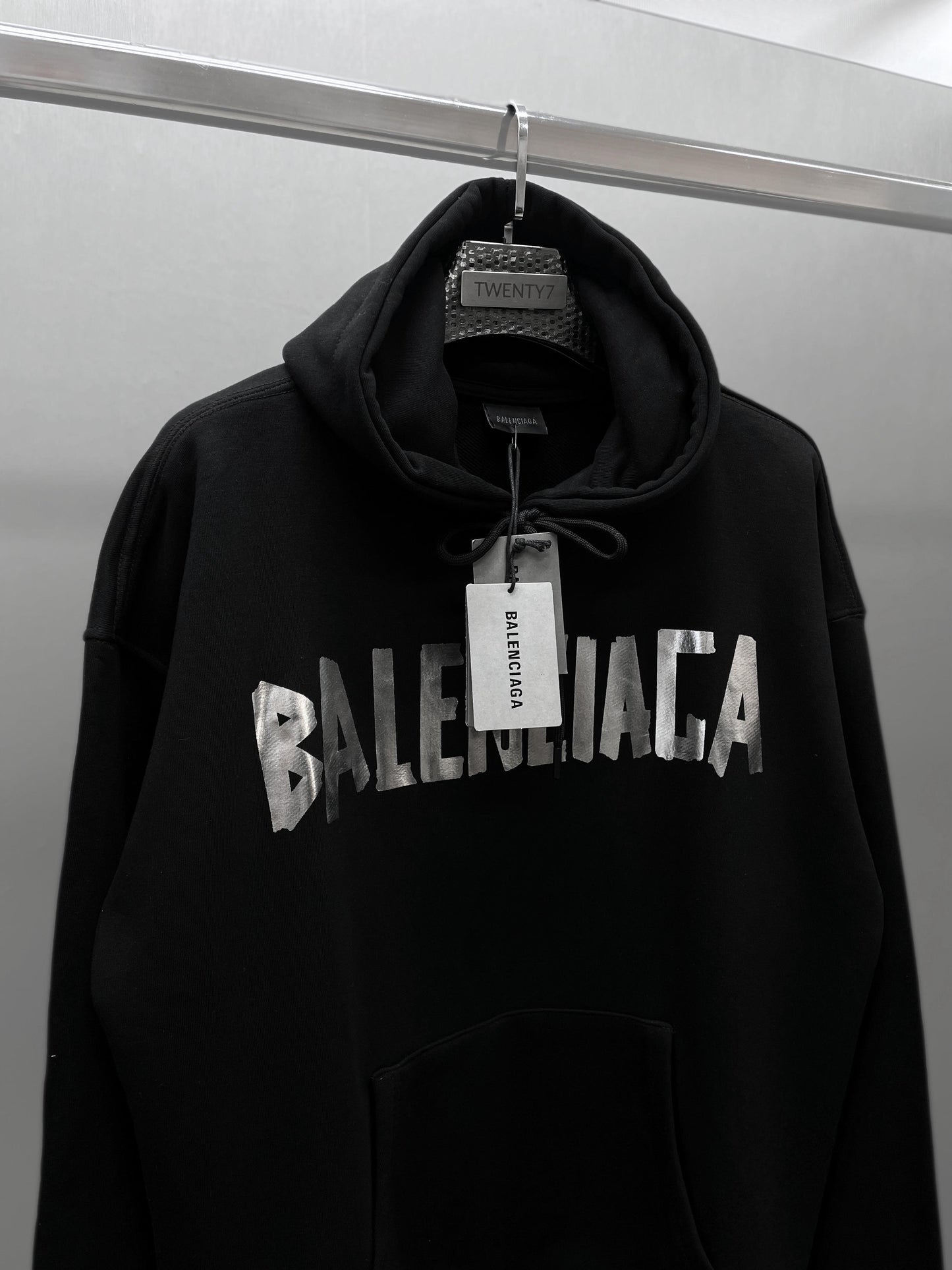 BALENCIAGA