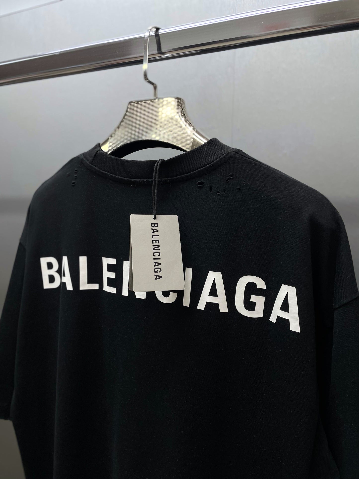 BALENCIAGA