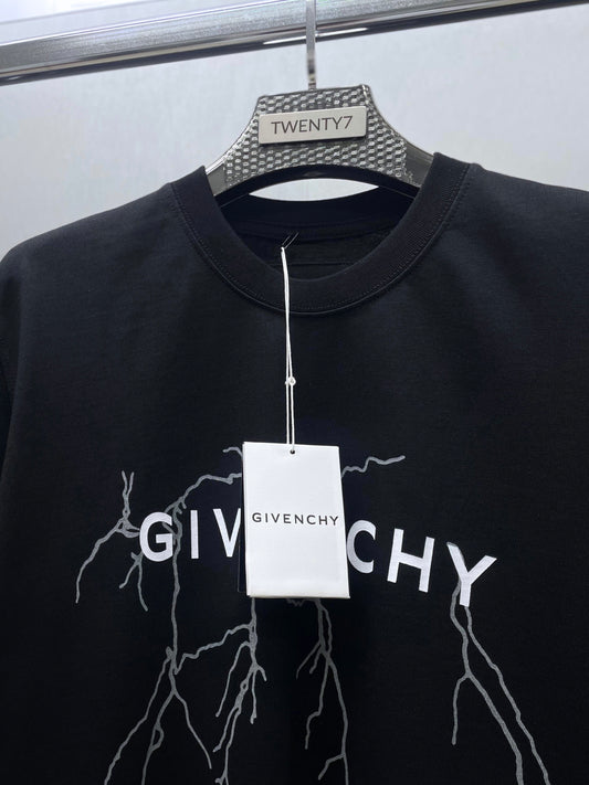 GIVENCHY