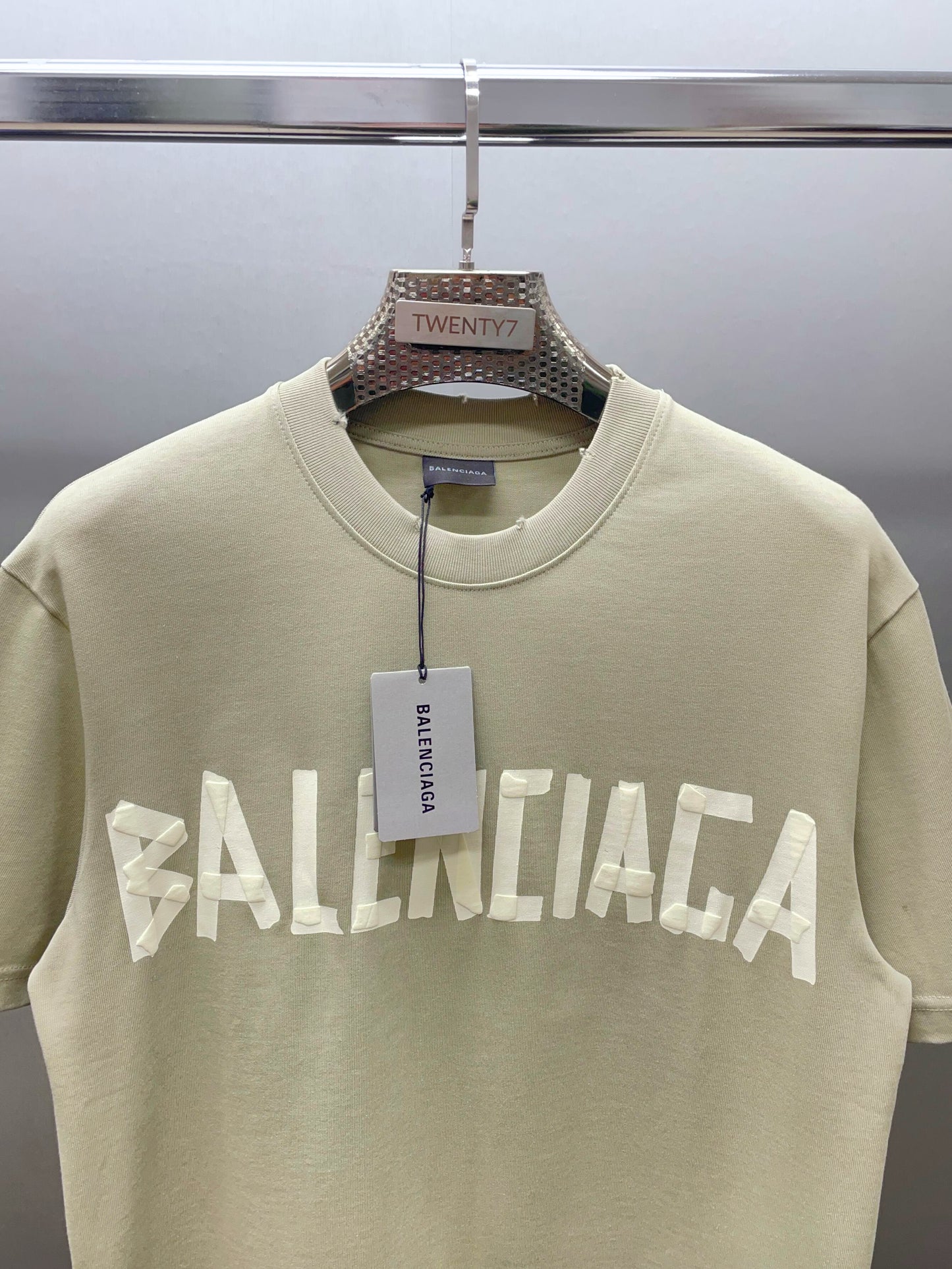 BALENCIAGA
