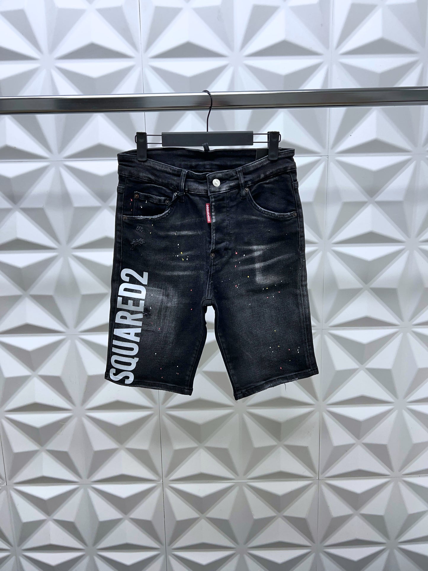 DSQUARED2