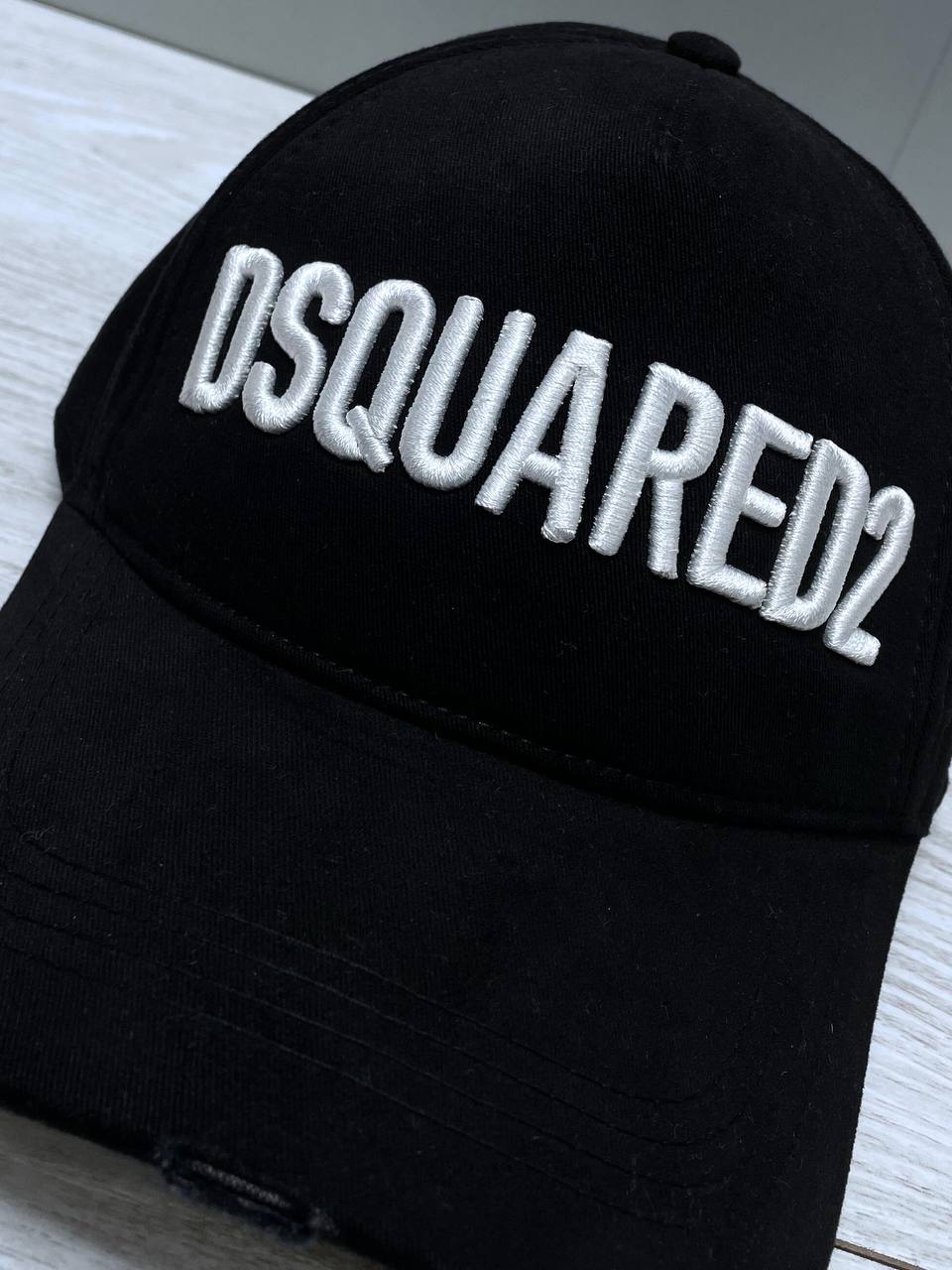 DSQUARED2