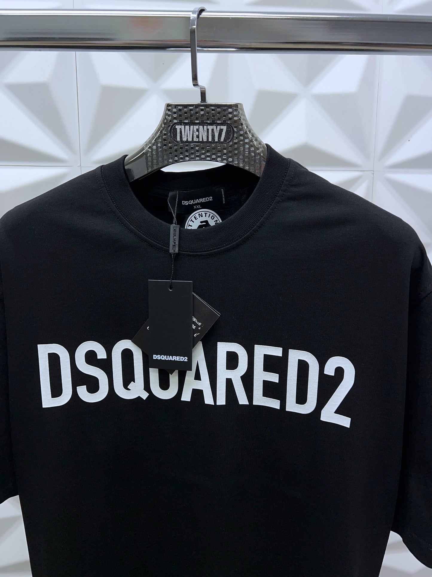 DSQUARED2