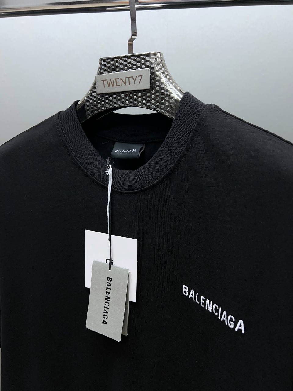 BALENCIAGA