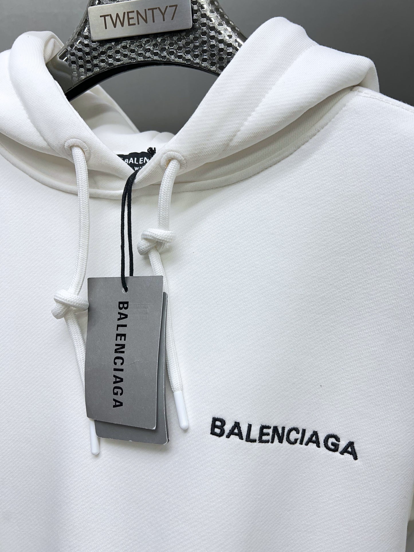 BALENCIAGA