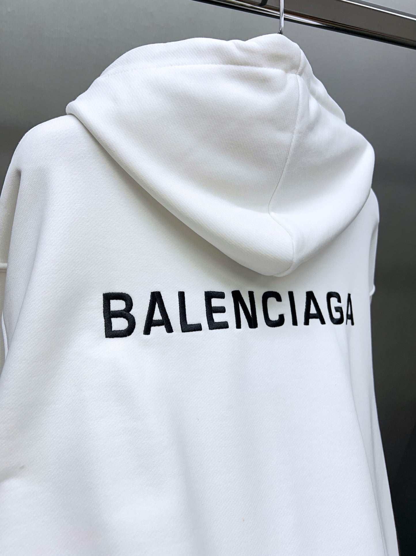 BALENCIAGA