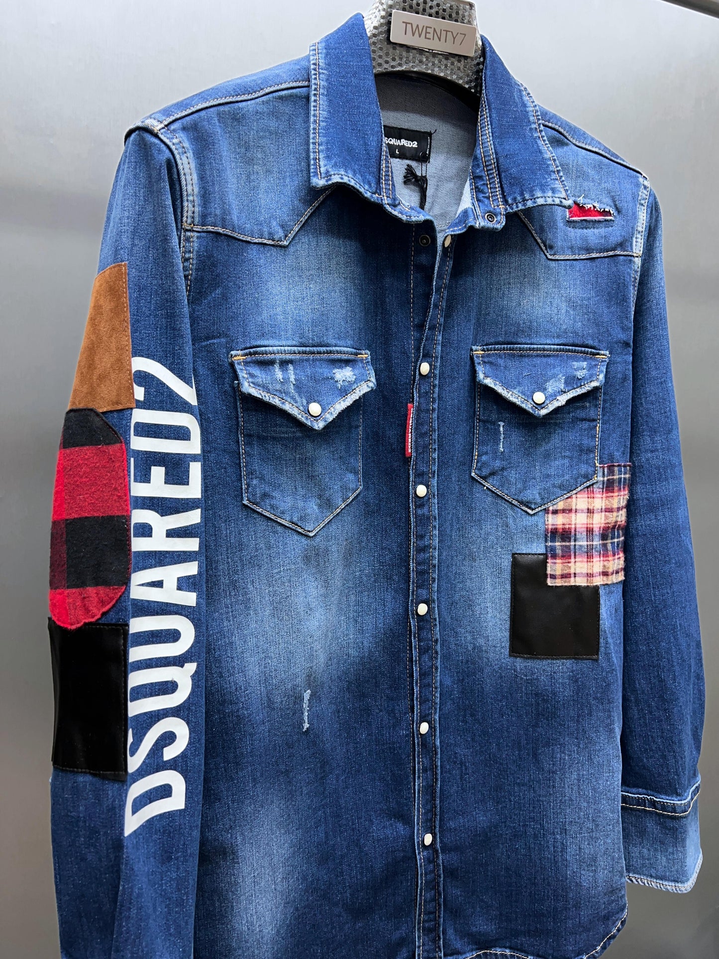 DSQUARED2