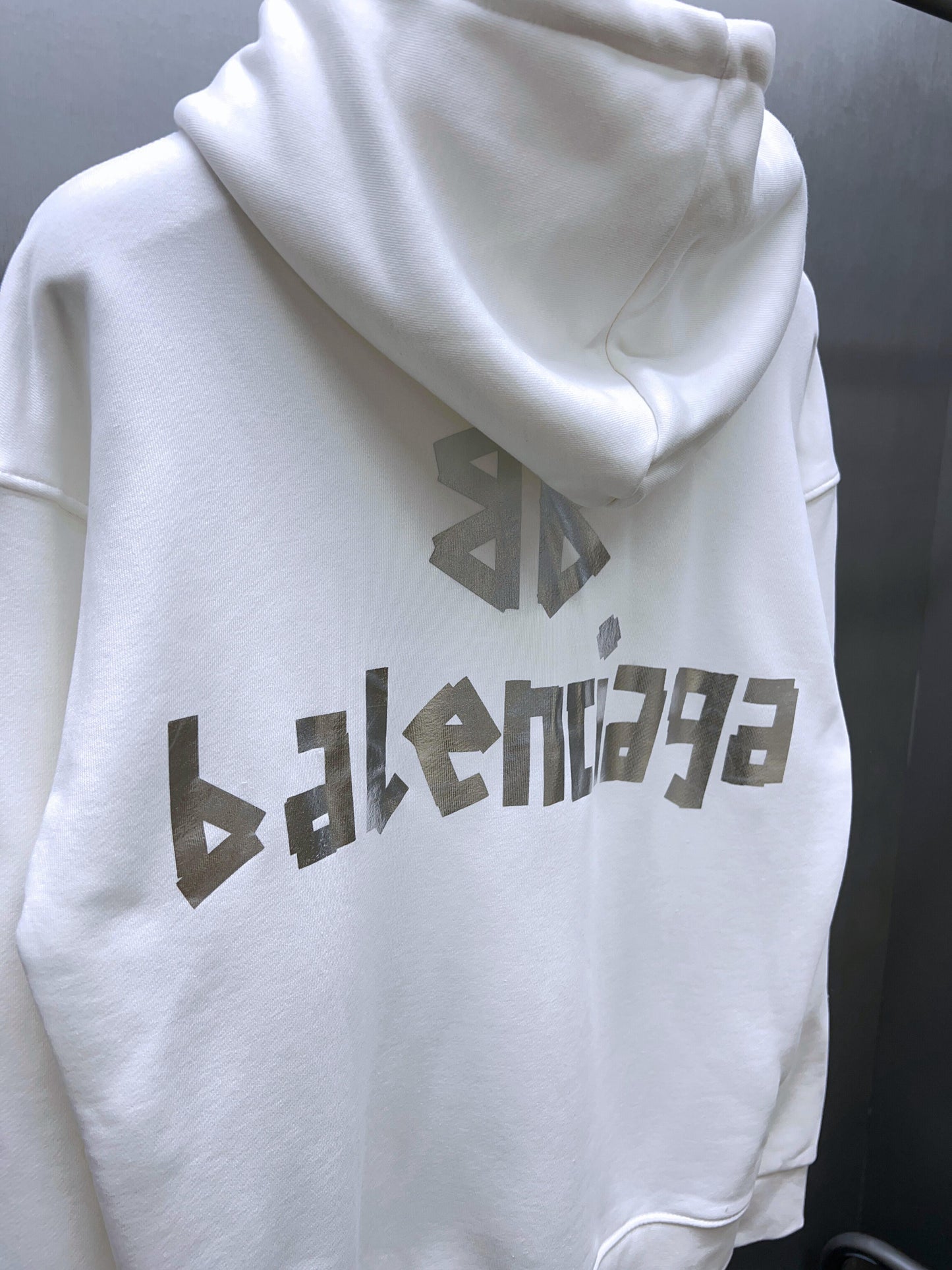 BALENCIAGA