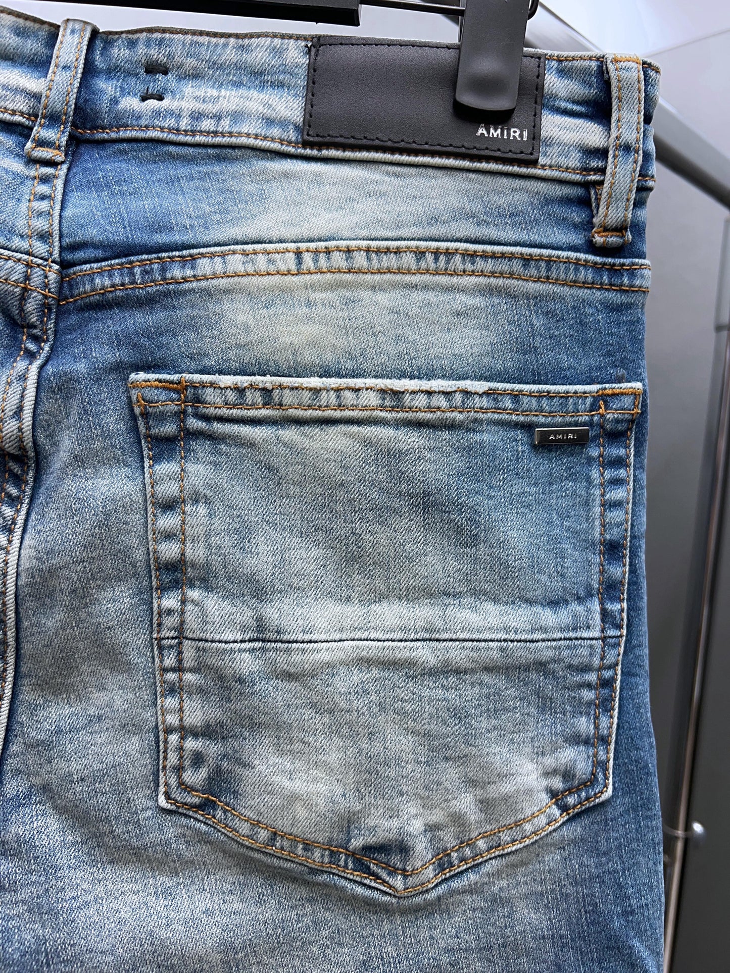 AMIRI