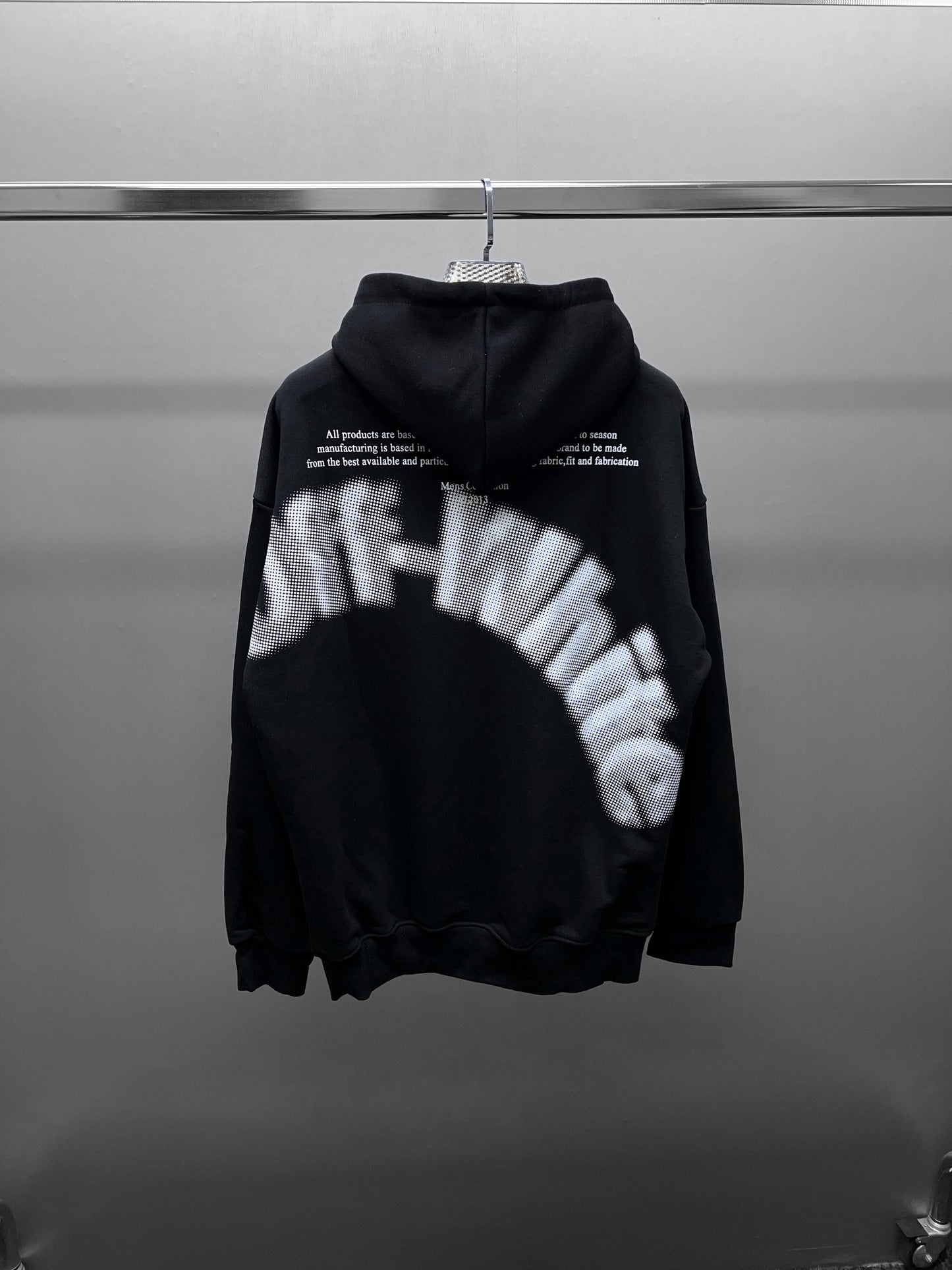 OFF WHITE