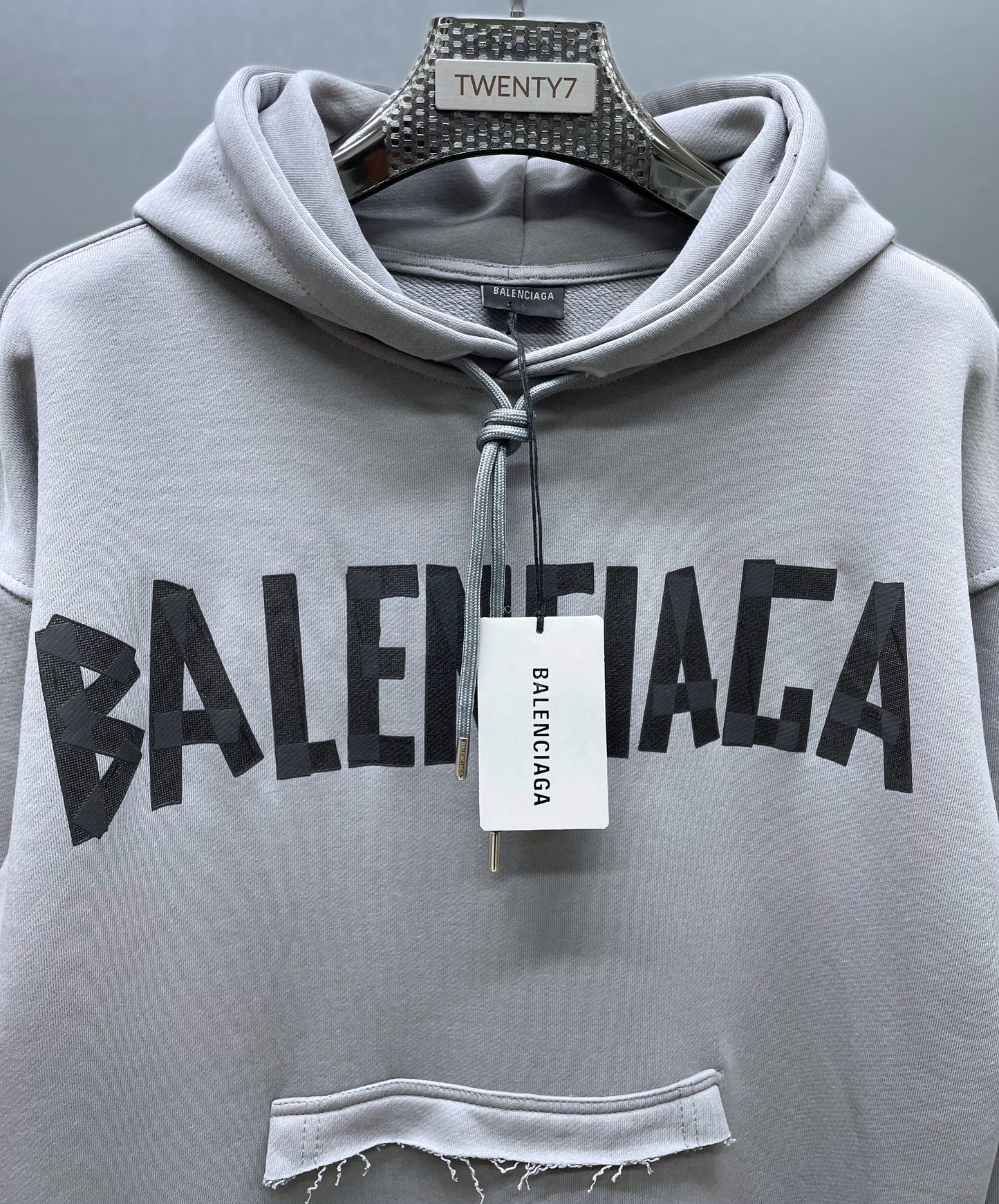 BALENCIAGA