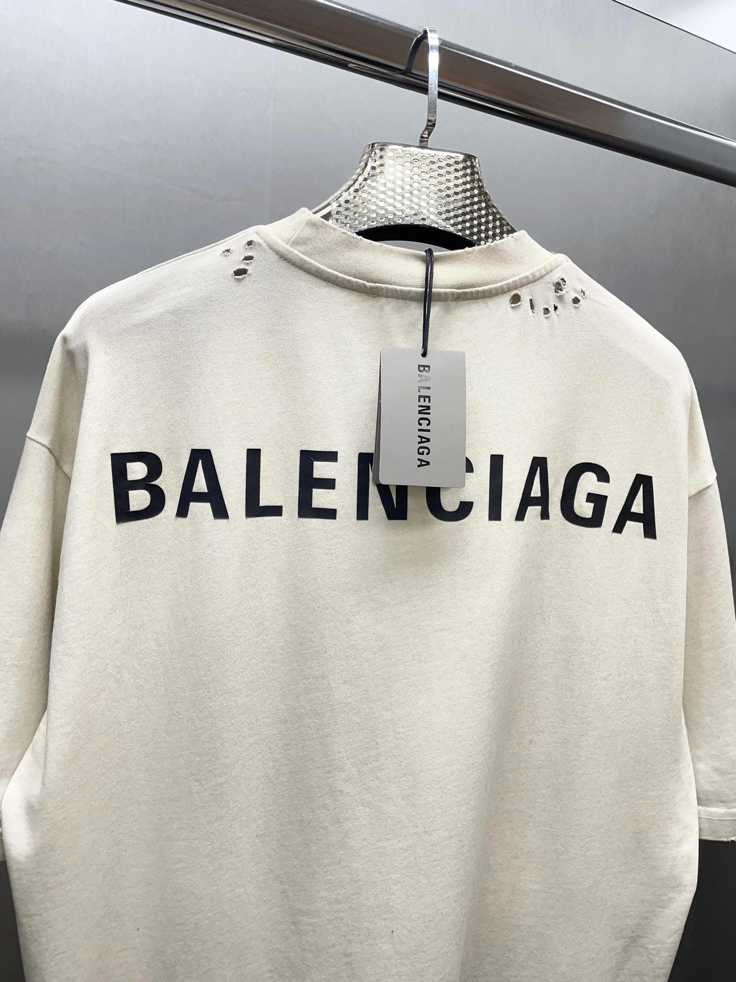 BALENCIAGA