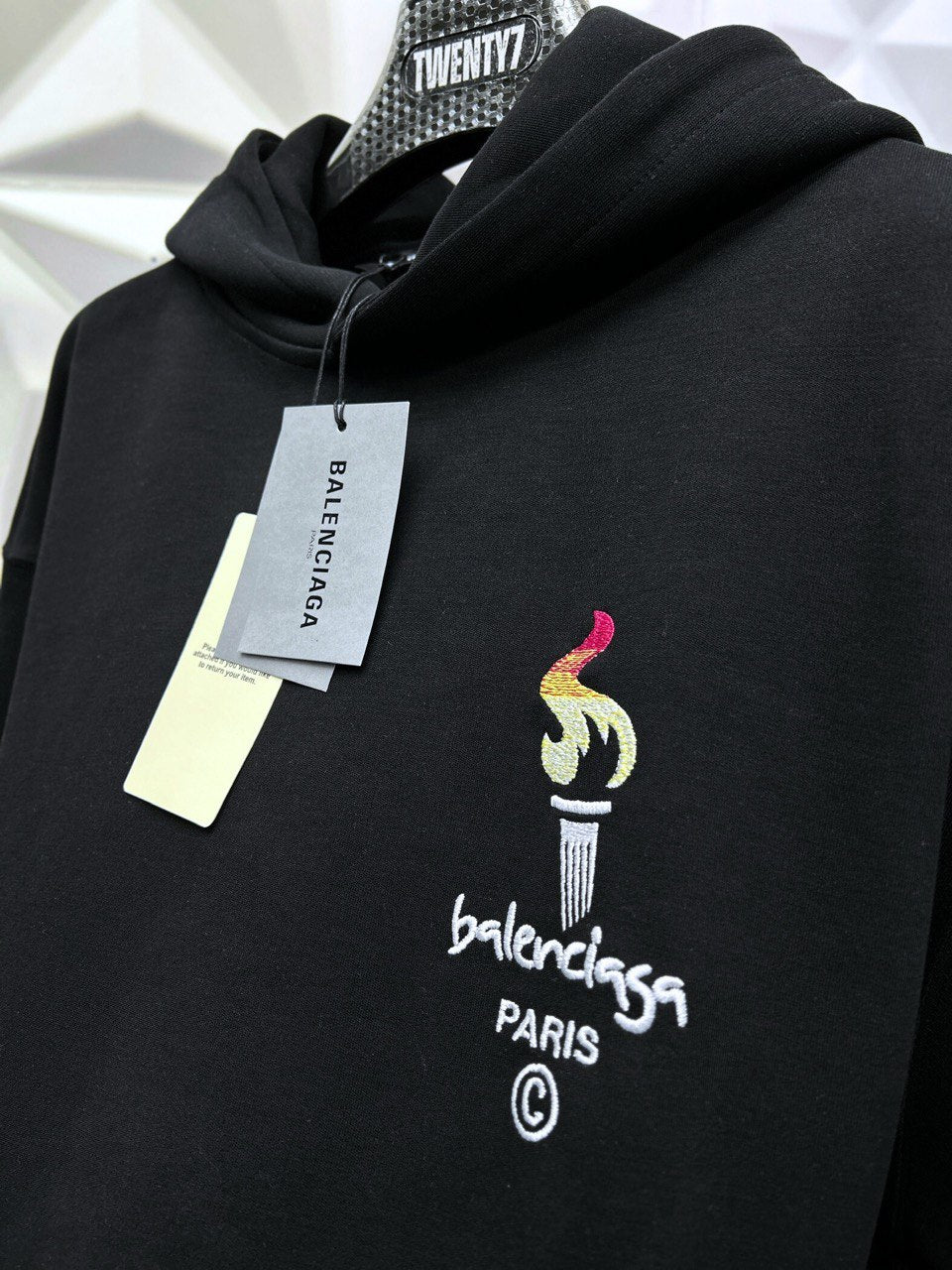 BALENCIAGA