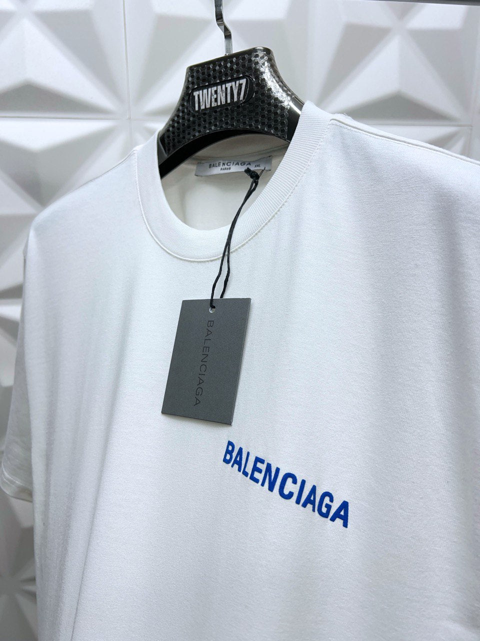 BALENCIAGA