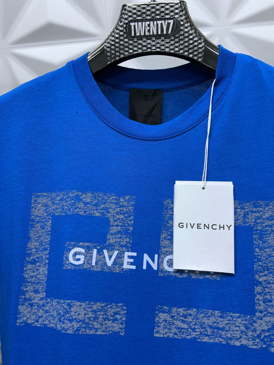 GIVENCHY