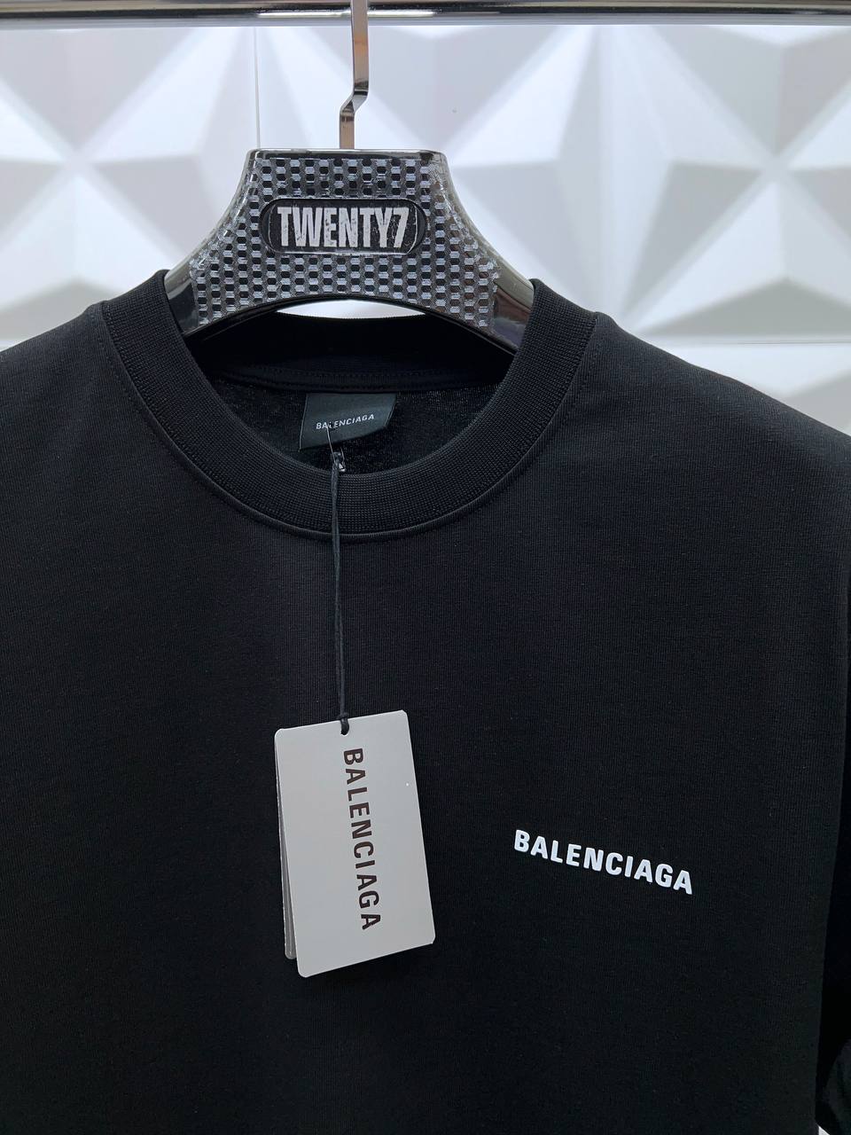 BALENCIAGA