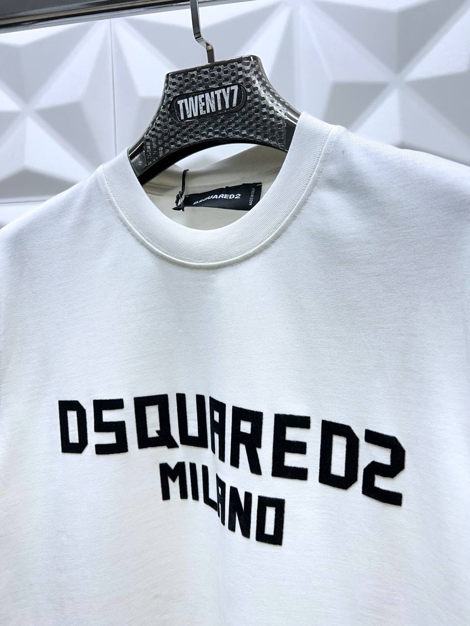 DSQUARED2