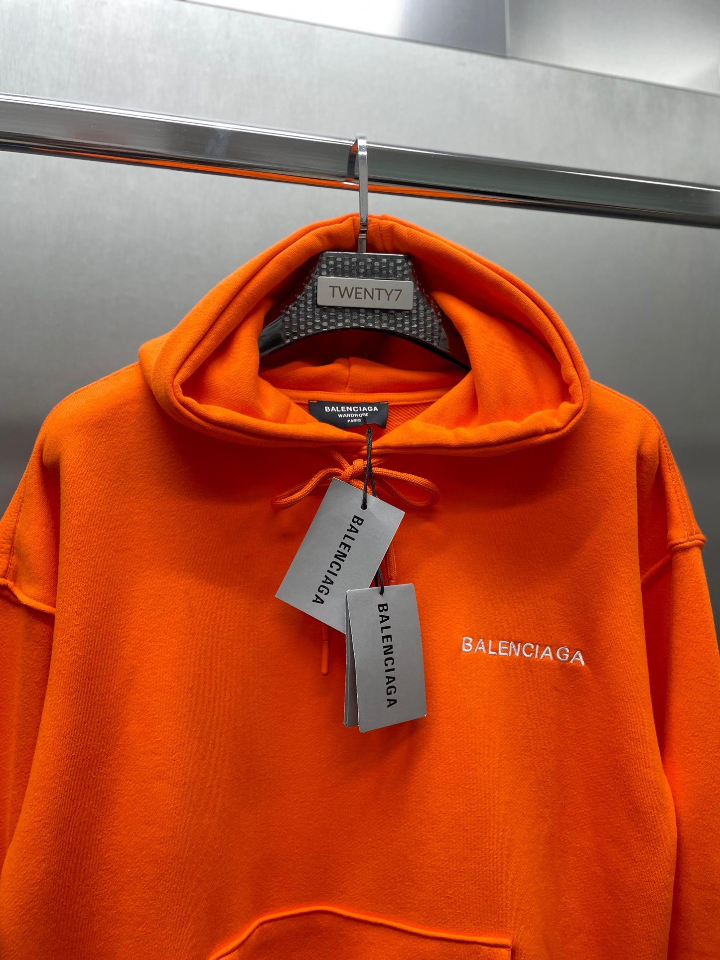 BALENCIAGA