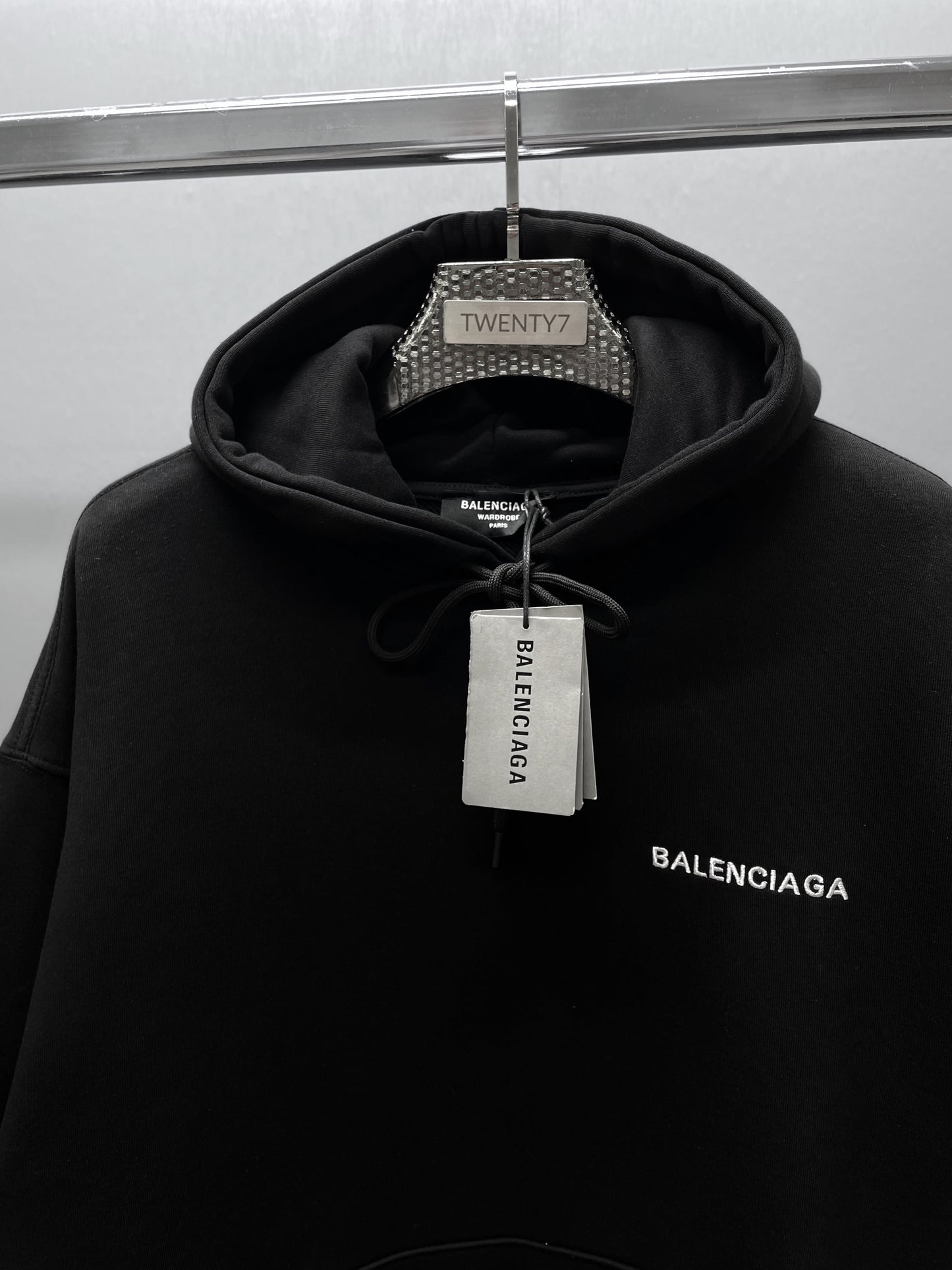 BALENCIAGA