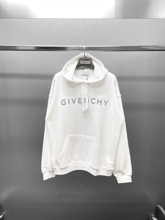 GIVENCHY