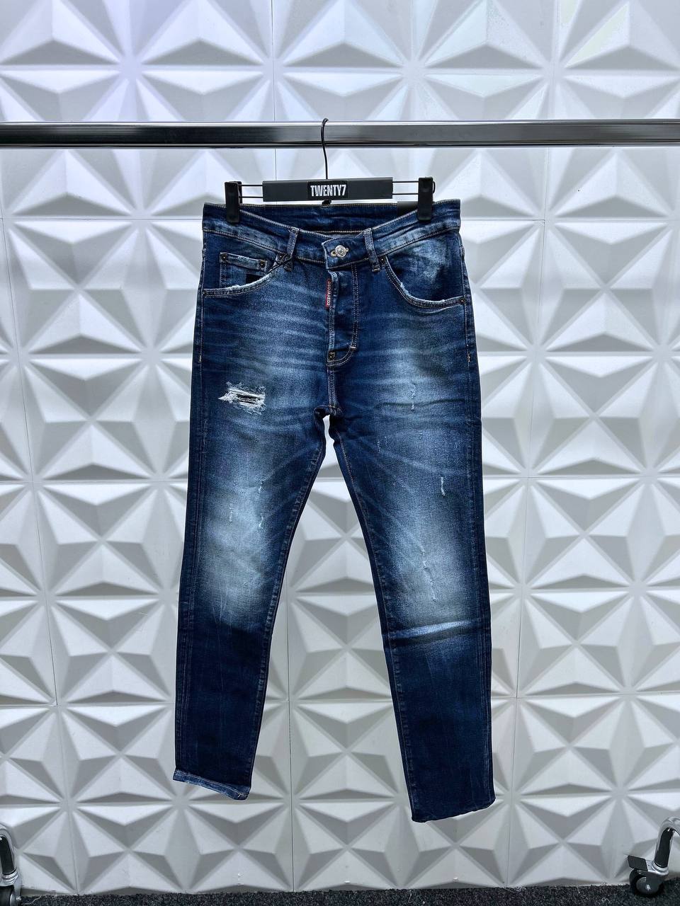 DSQUARED2