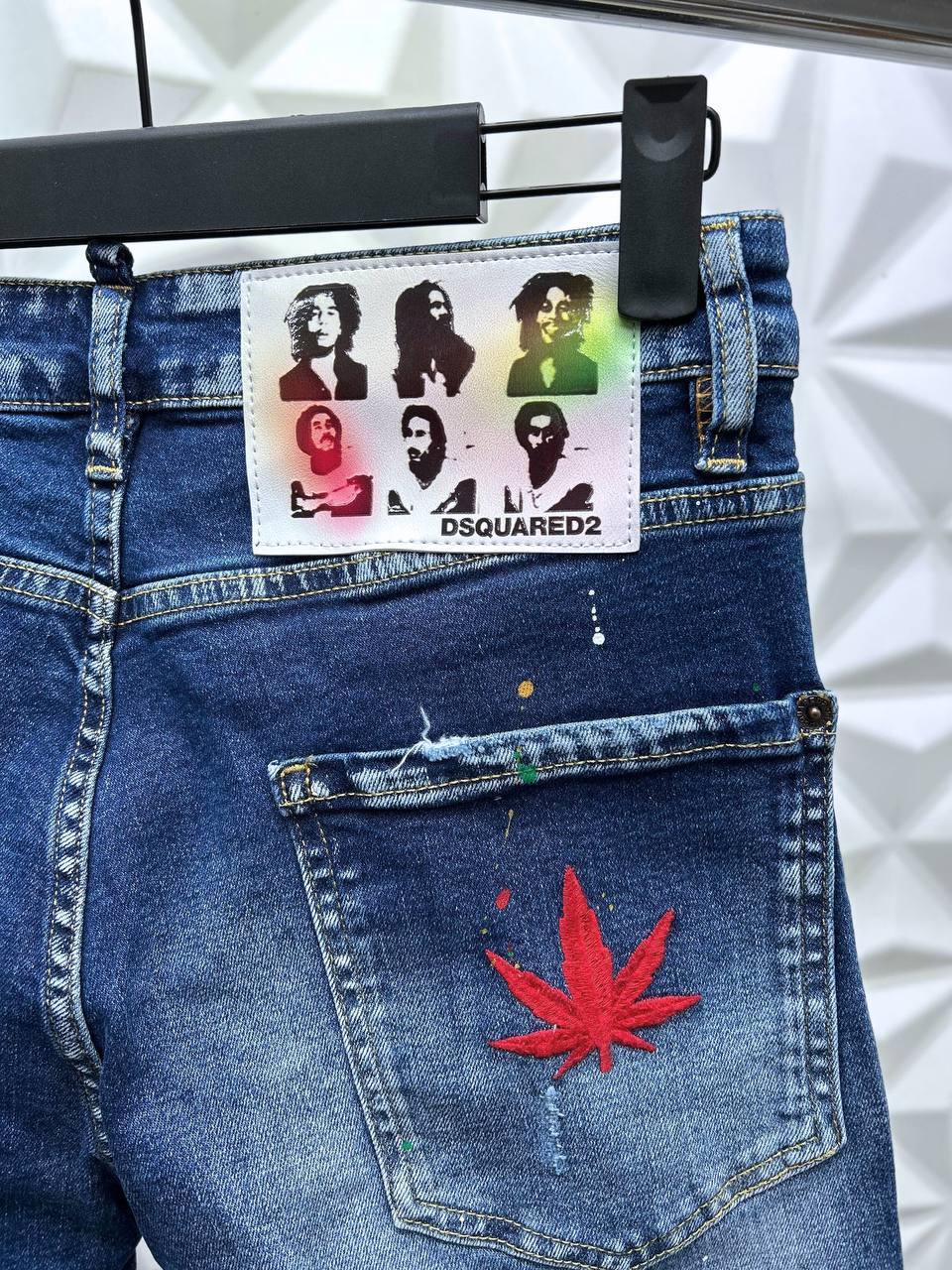 DSQUARED2