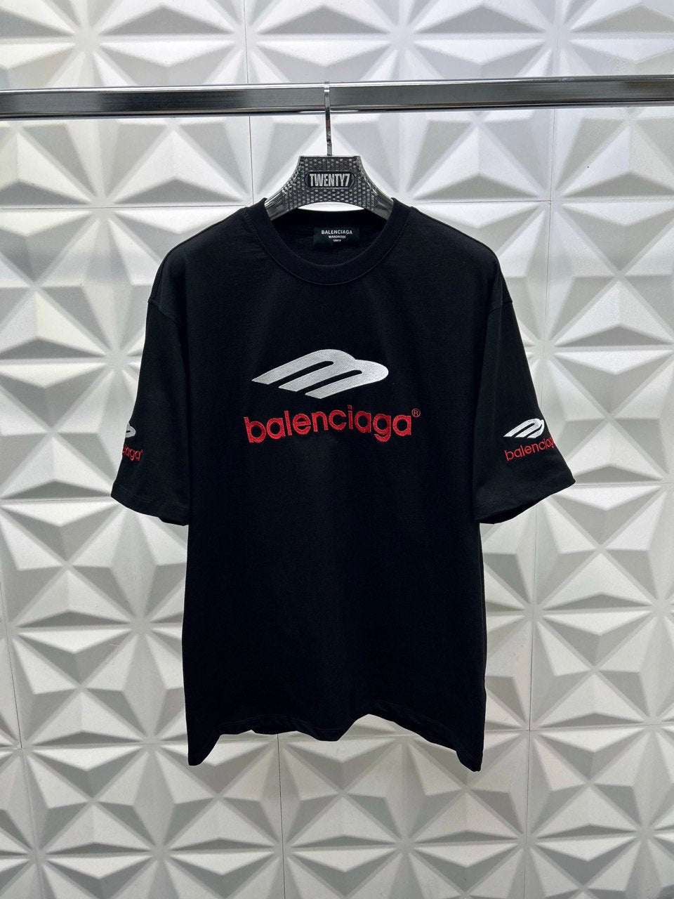 BALENCIAGA