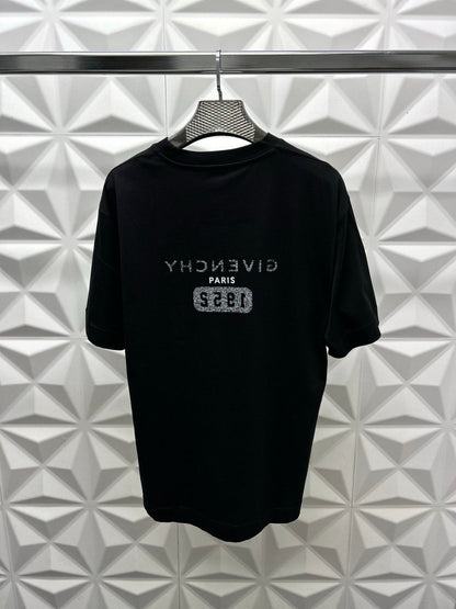 GIVENCHY