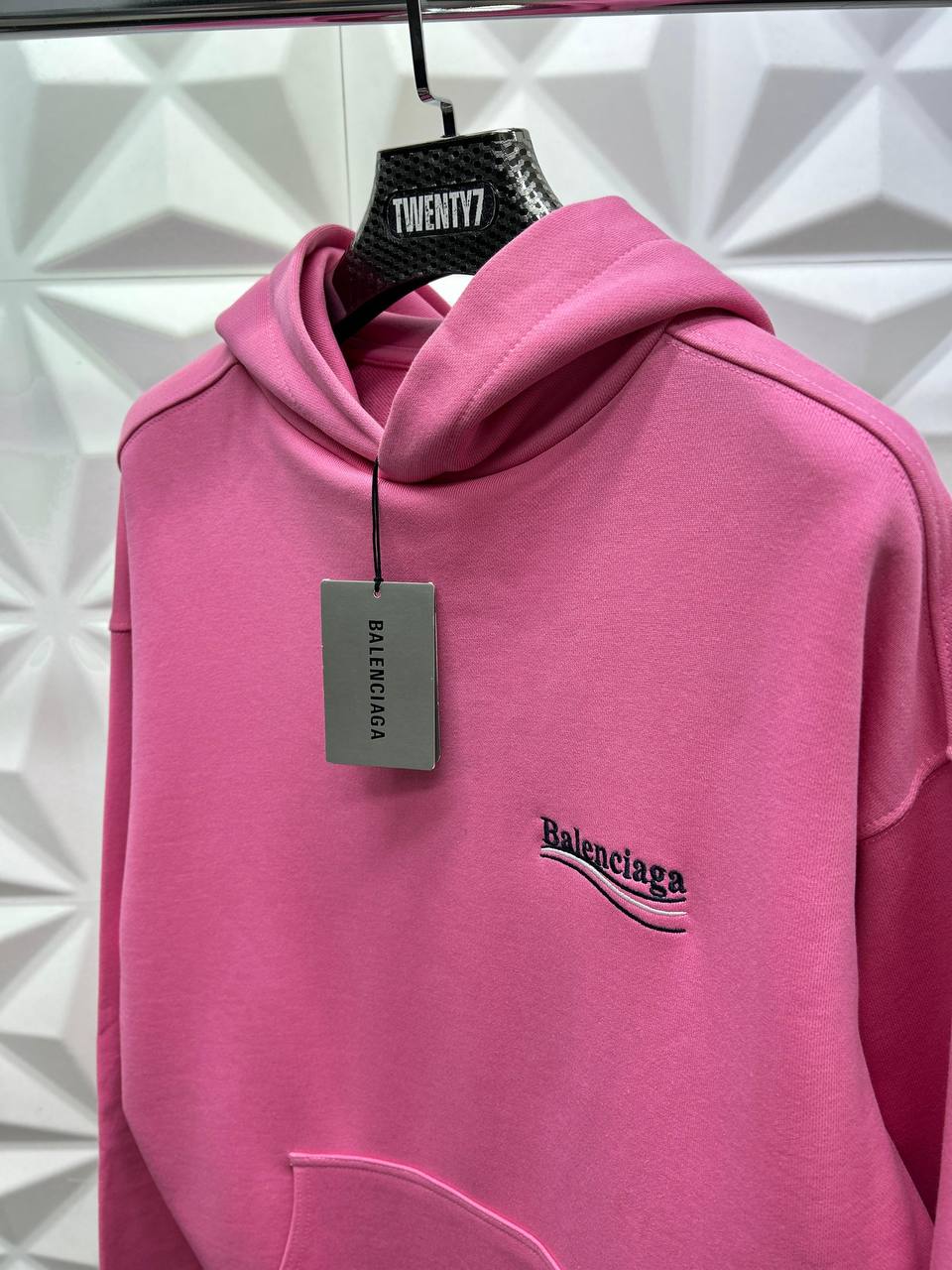 BALENCIAGA