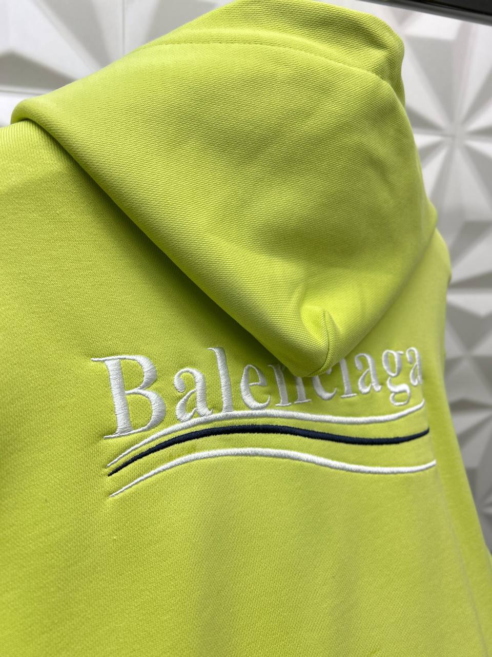 BALENCIAGA