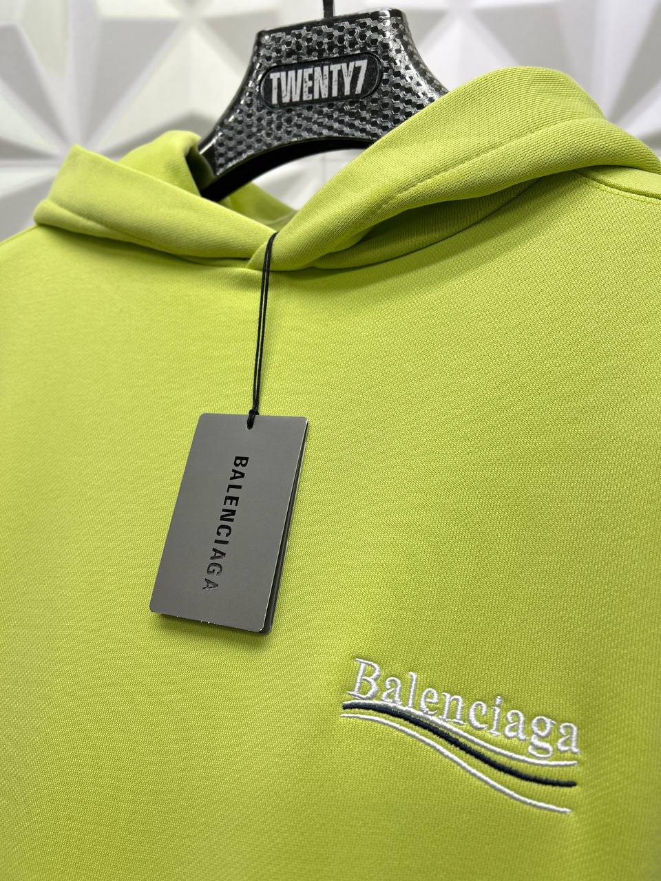 BALENCIAGA