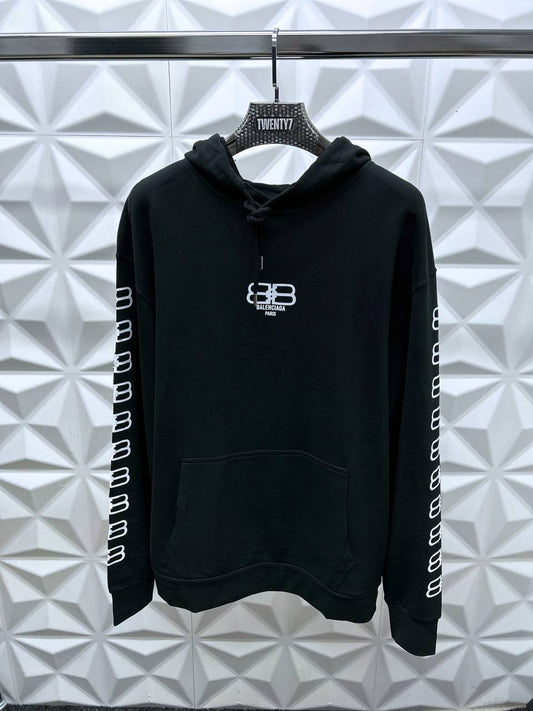 BALENCIAGA