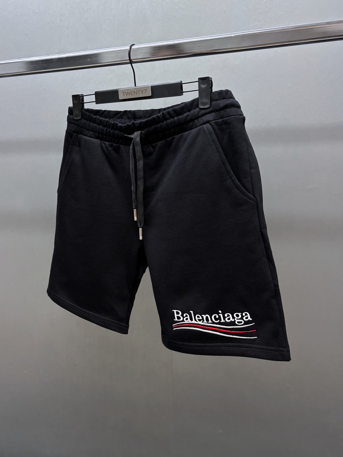BALENCIAGA
