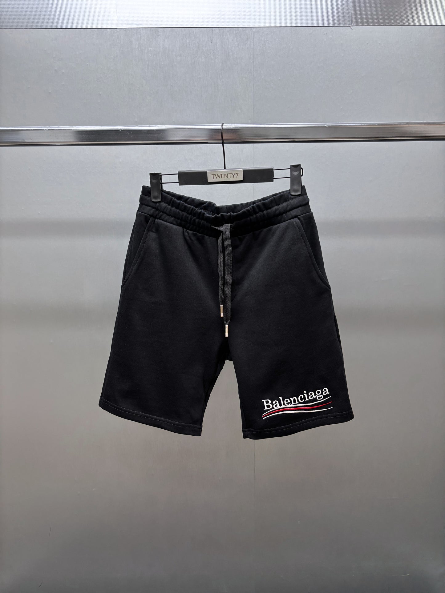 BALENCIAGA