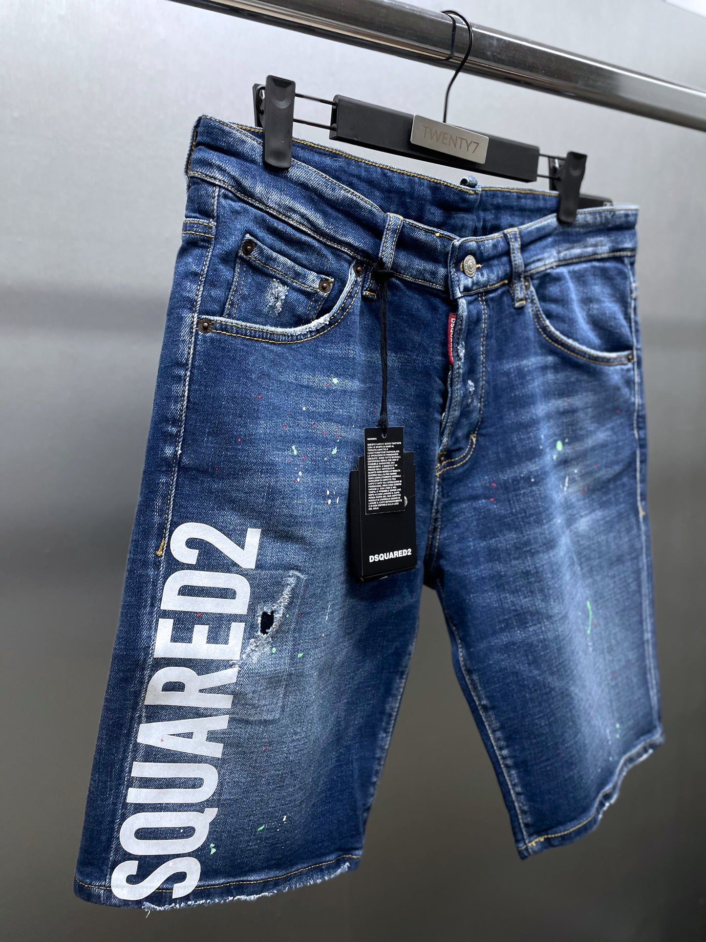 DSQUARED2