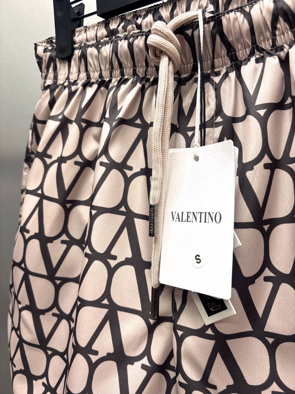 VALENTINO
