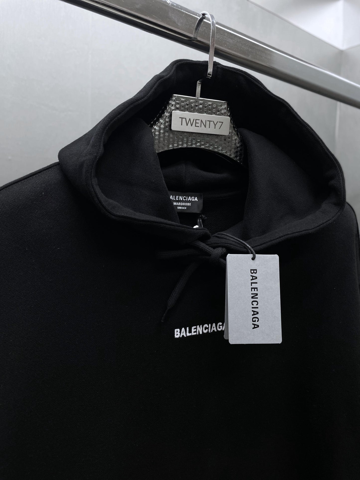 BALENCIAGA