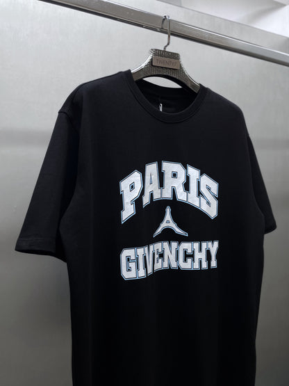 GIVENCHY