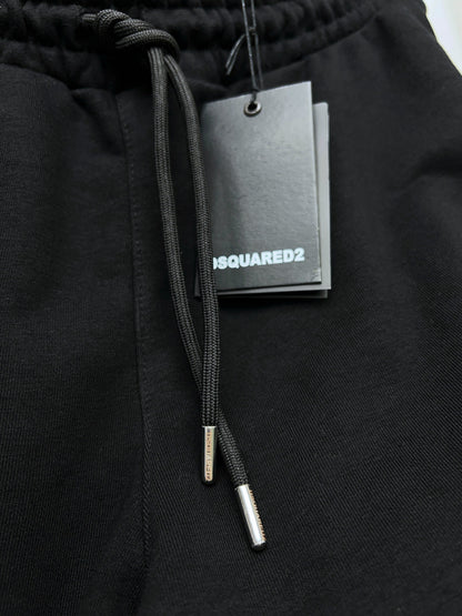 DSQUARED2
