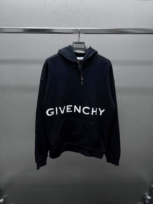 GIVENCHY