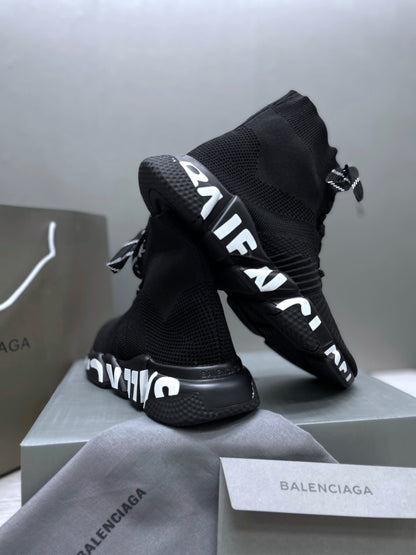 BALENCIAGA