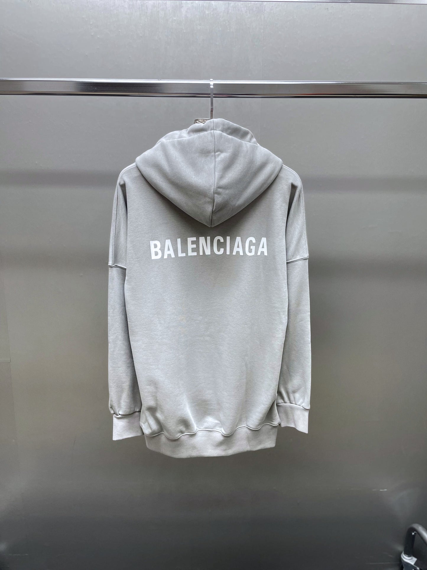 BALENCIAGA