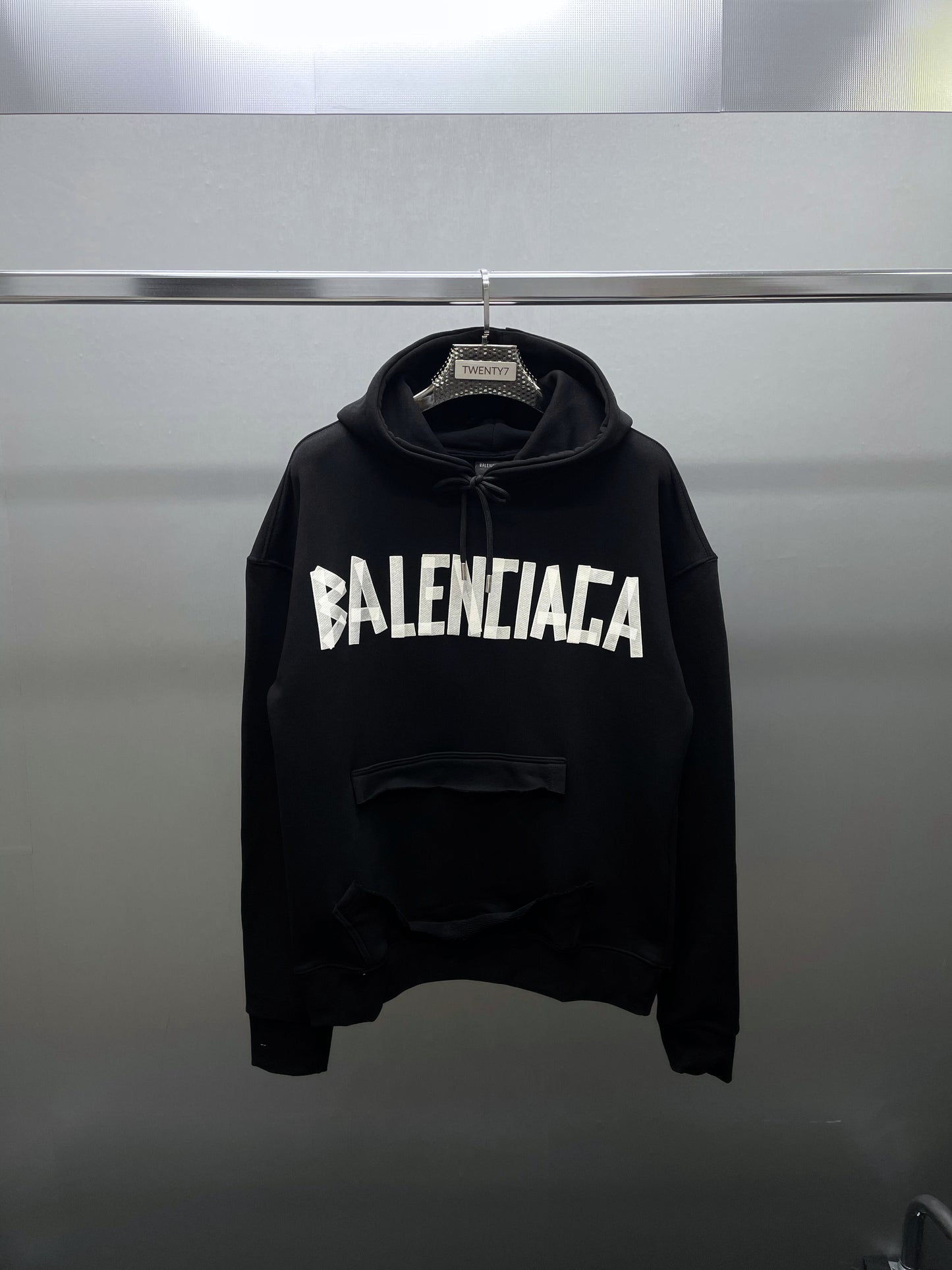 BALENCIAGA