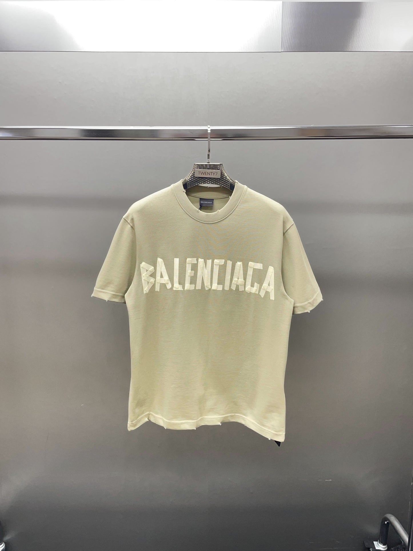 BALENCIAGA