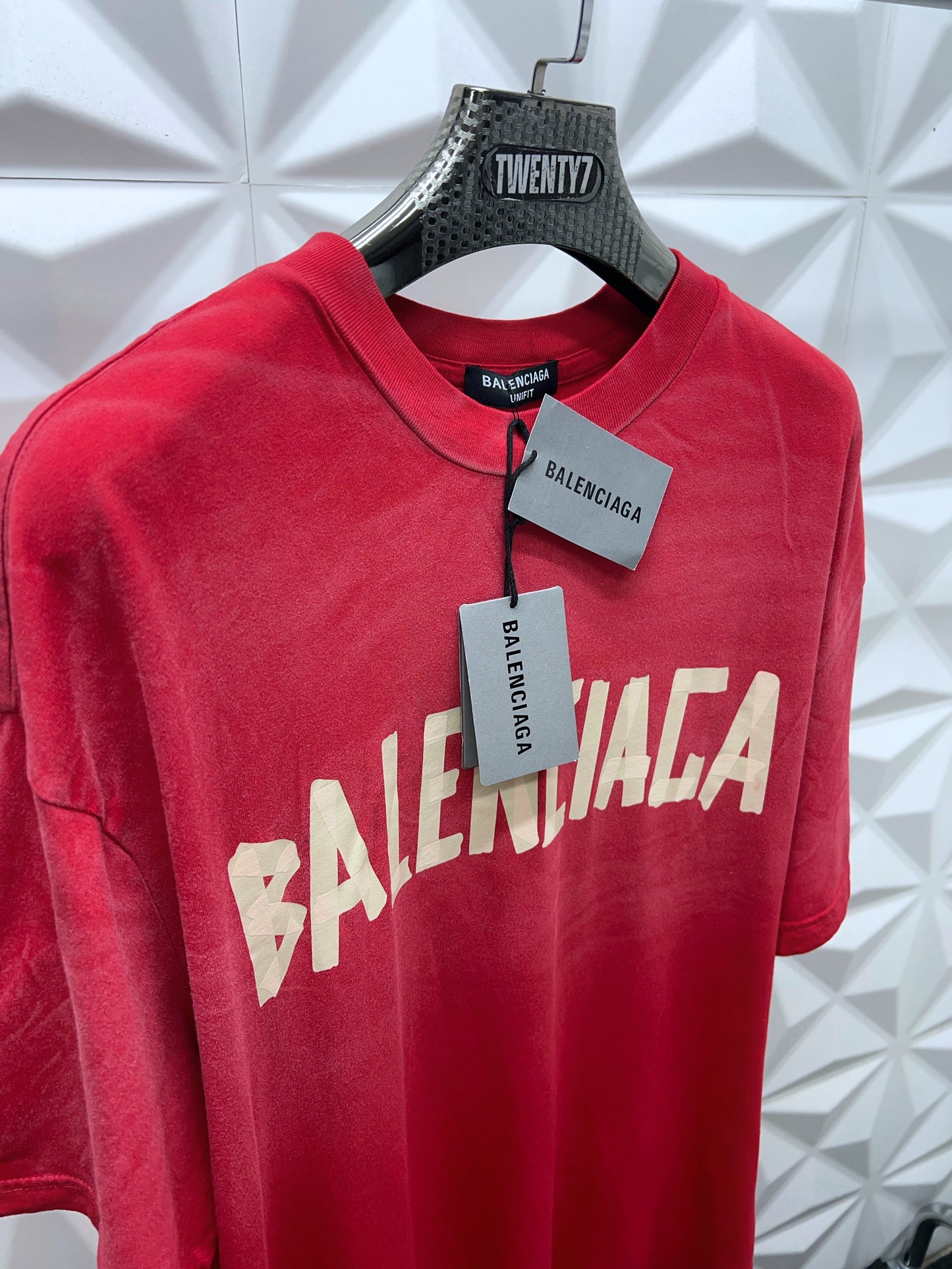 BALENCIAGA