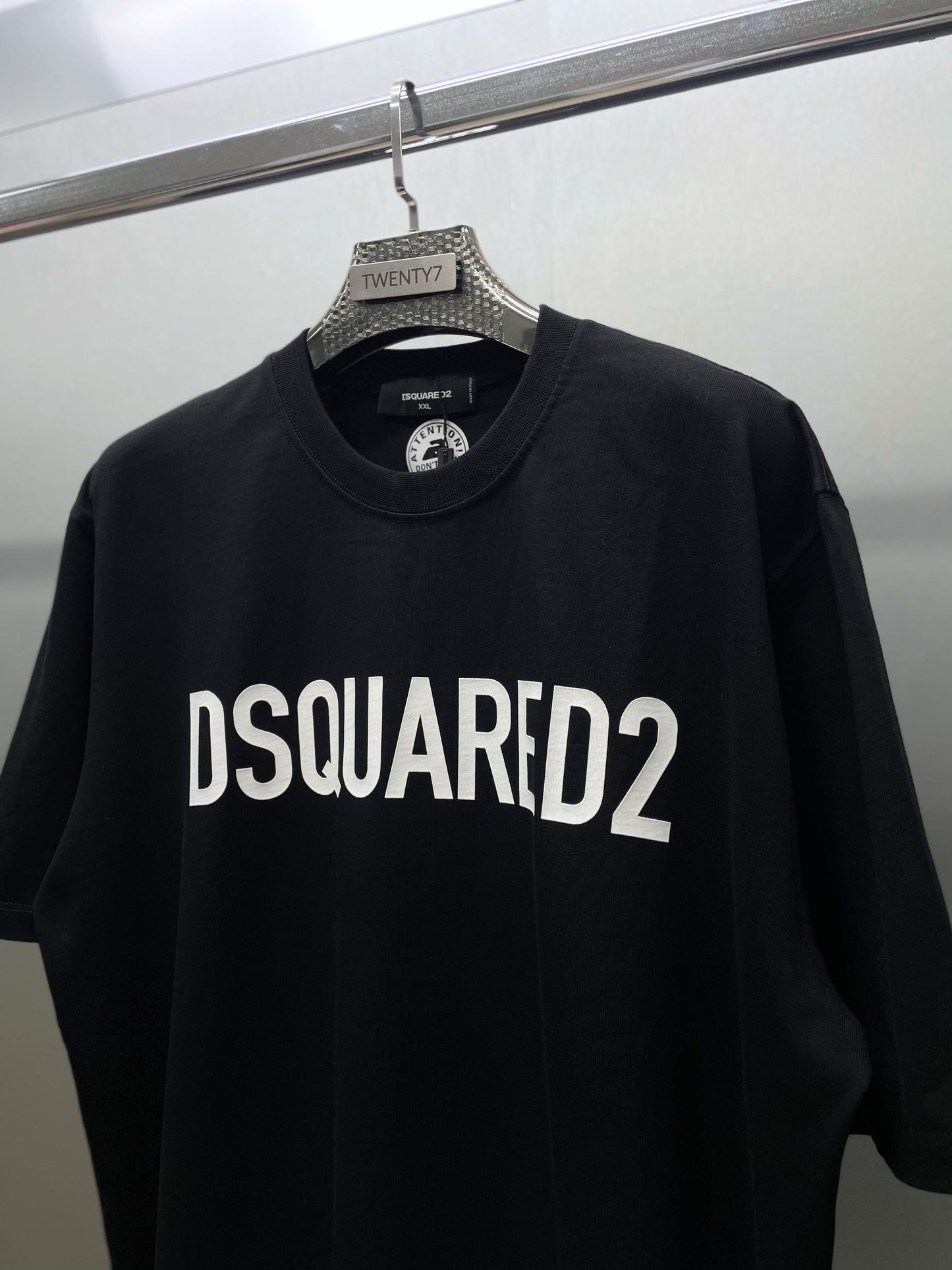 DSQUARED2