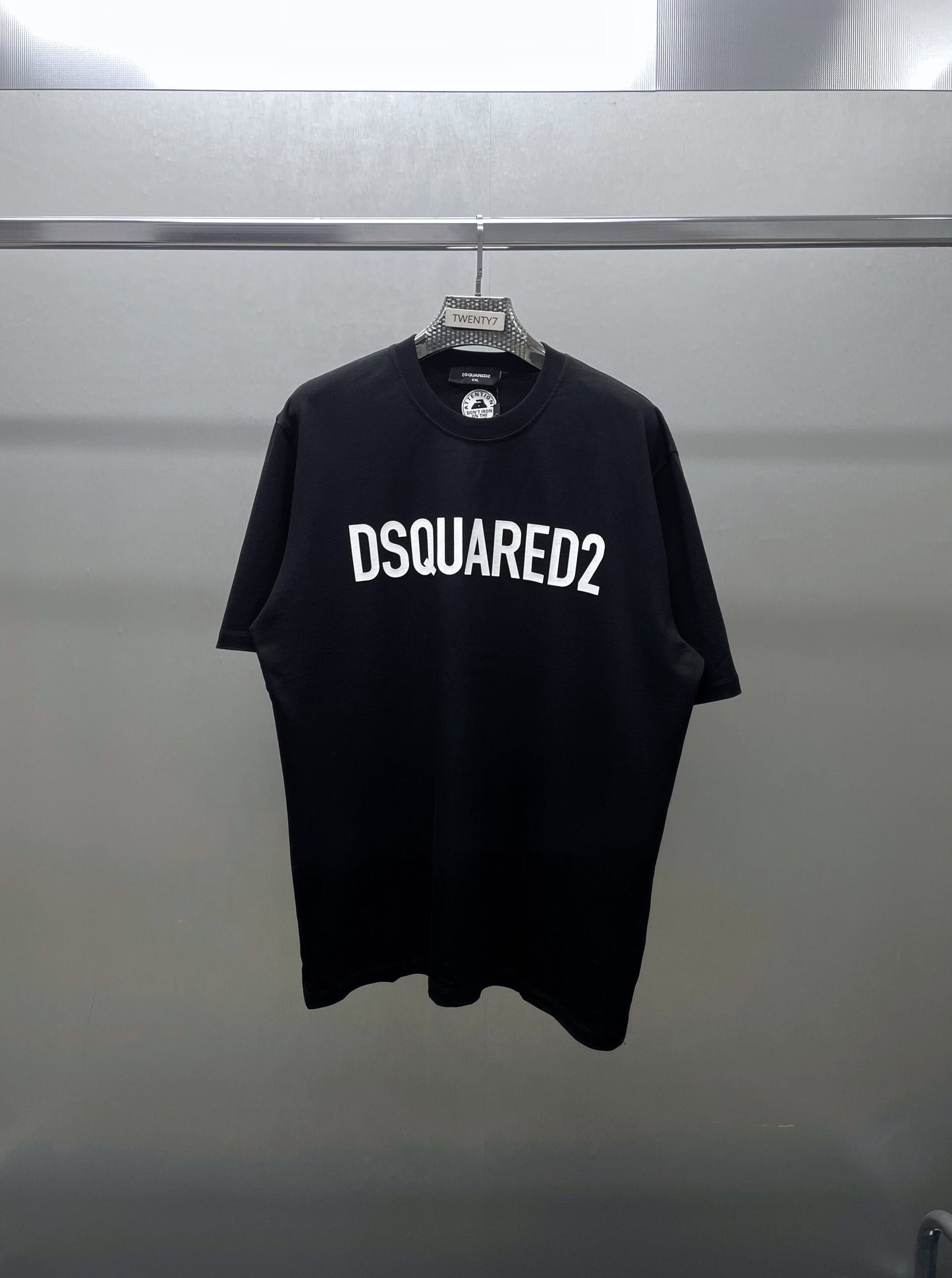 DSQUARED2